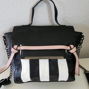 Steve Madden Top Handle